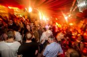 ue30_party_13.jpg