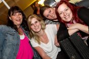 ue30_party_51.jpg