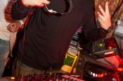 ue30_party_53.jpg